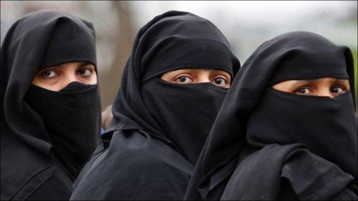 هذه عقوبة عدم الالتزام بالحجاب أثناء الدوام في السعودية