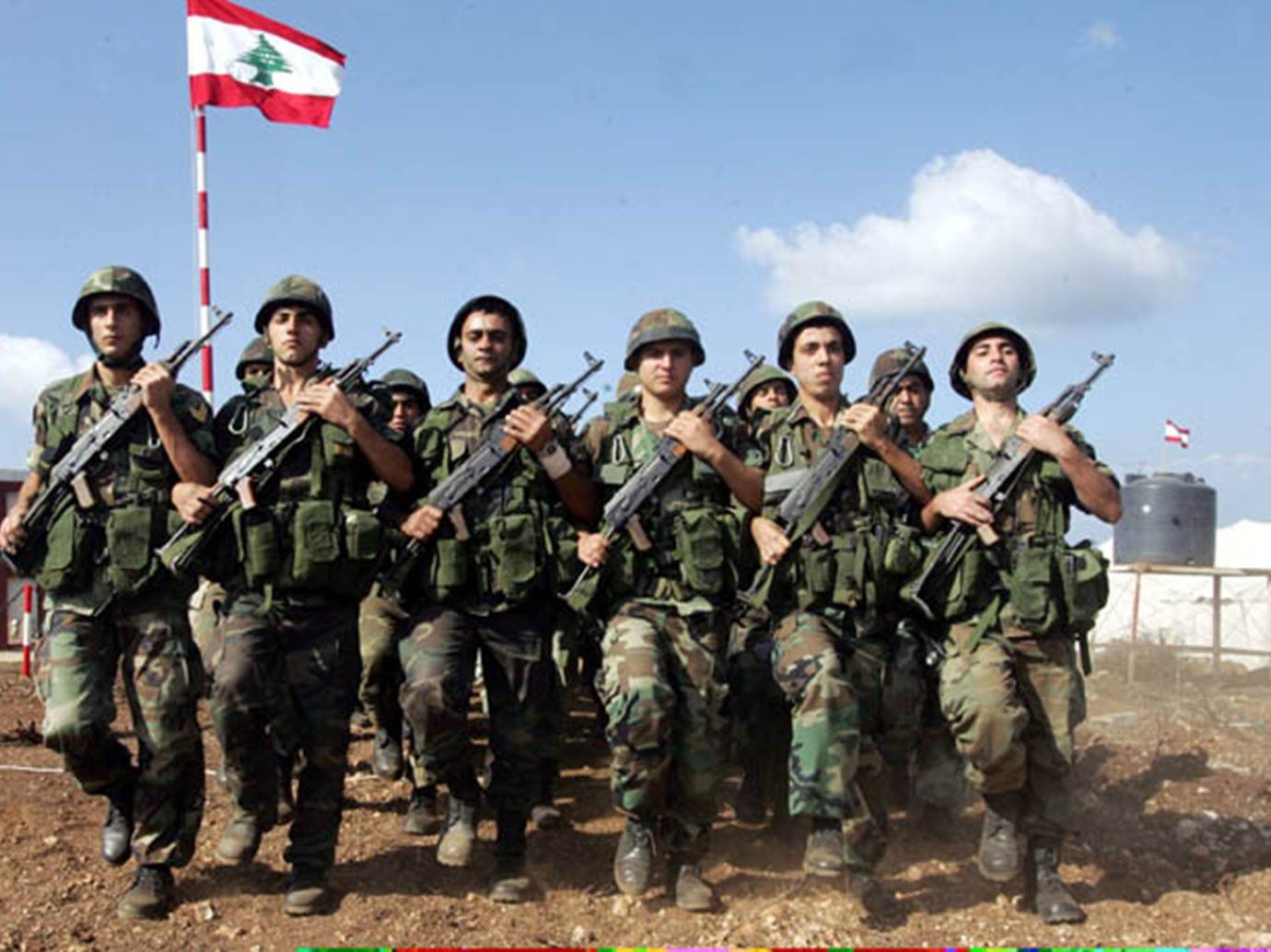 الجيش اللبناني يطوع شهريا 3 الاف عنصر