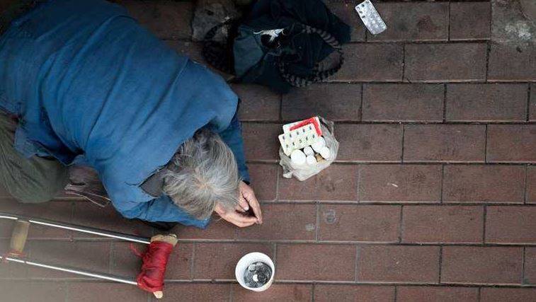 انتحل صفة لاجئ سوري.. فجنى مئات آلاف الدولارات