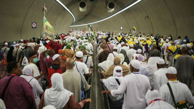 عدد ضحايا تدافع الحجاج في منى 