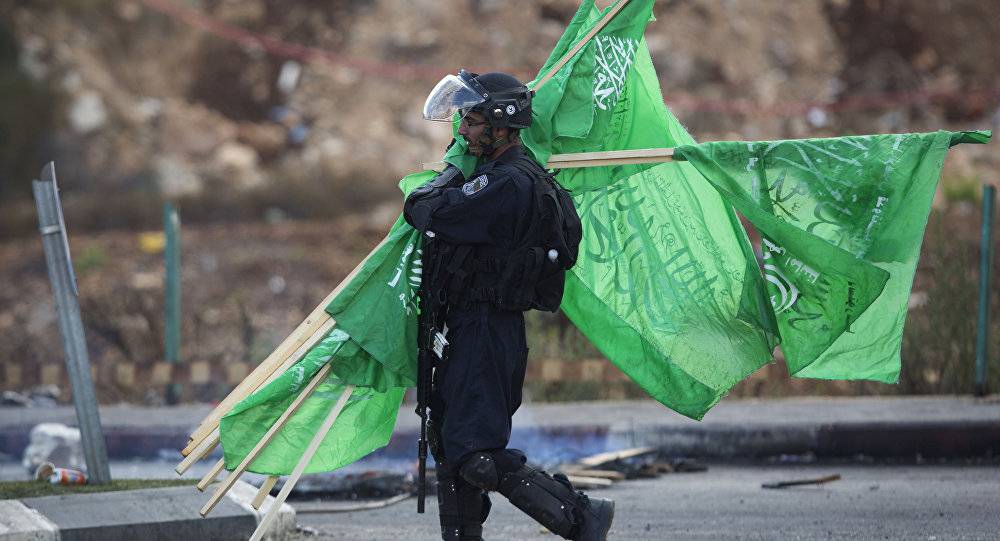 جيش الإحتلال يعتقل قيادياً في 