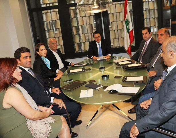 شقير تابع مع وفد «نقابة المطاعم»
أوضاع القطاع في وسط بيروت