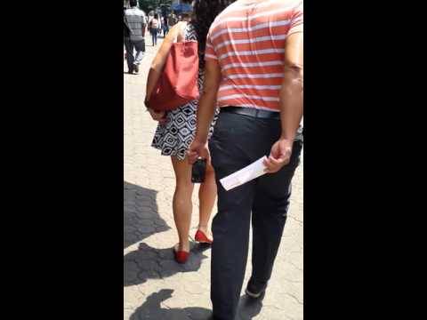 “بالفيديو”.. فضح جريمة تحرش موظف بالدولة فجرى طعنه بسكين حتى يسكت!!