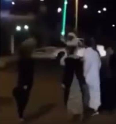 رقص نساء ورجال يثير الجدل بالسعودية !  فيديو: