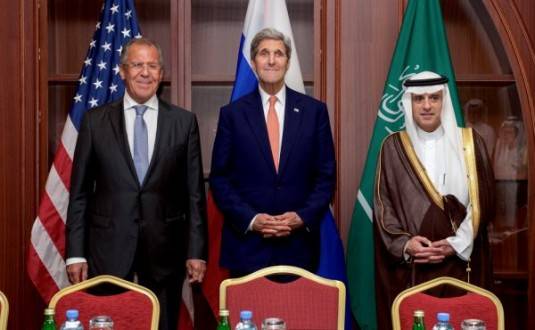 لقاء بين لافروف وكيري ونظيريهما السعودي والتركي الجمعة في فيينا