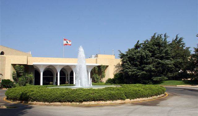 لارشيه يحمل ثلاثة أسماء لرئاسة الجمهورية