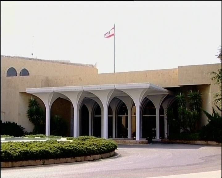 لارشيه حمل ثلاثة أسماء لرئاسة الجمهورية