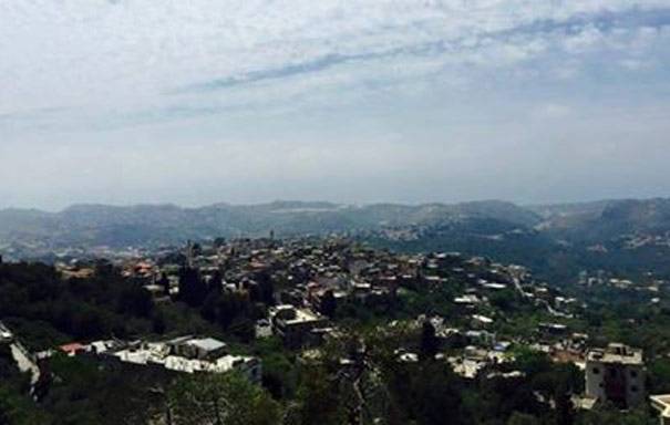 القوى الأمنية تعتقل ناشطا ثم تفرج عنه... و«طلعت ريحتكم» : للفرز اليوم
أهالي شحيم يقطعون طريق الشوف.. وناشطون يهاجمون مؤتمراً «شمالياً» للنفايات
