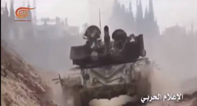 فيديو - الجيش السوري يستعيد نقطتين في محيط خناصر