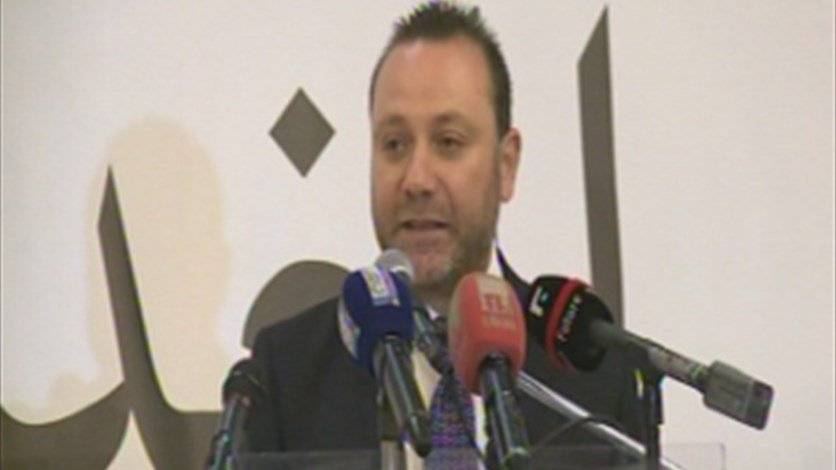 بسام ابو زيد : نادي الصحافة سيواصل خدمة الراي العام