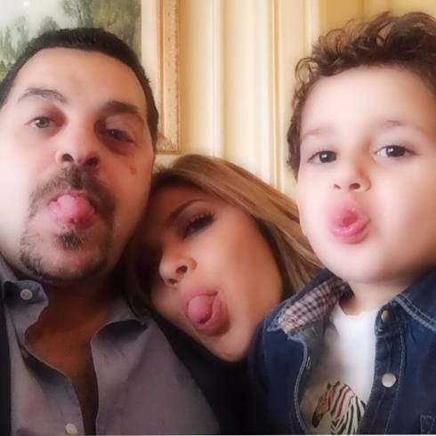 عفوية أصالة وزوجها وابنهما تشعل "فايسبوك".. وما علاقة مرتضى منصور!؟