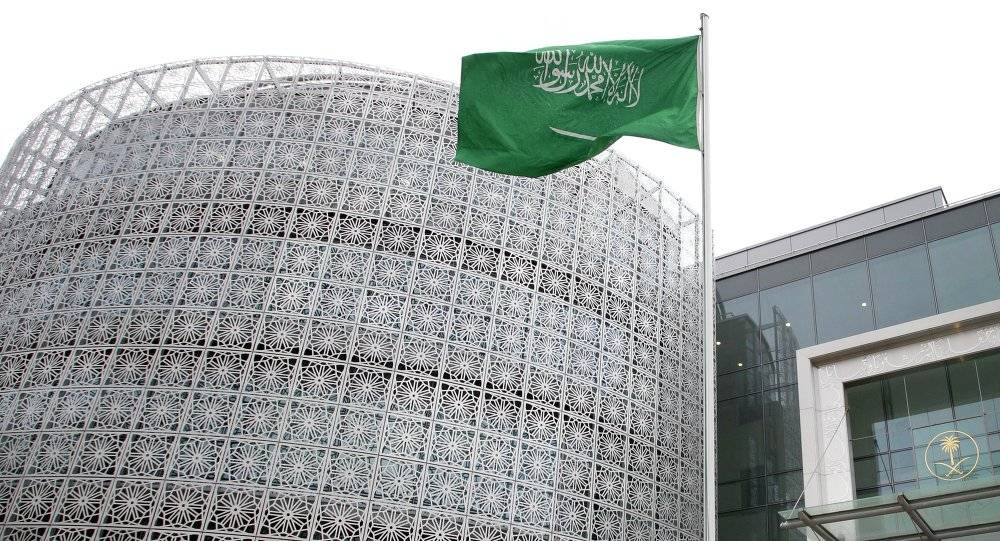 السفير السعودي في لندن: علاقة السعودية ببريطانيا "في خطر"