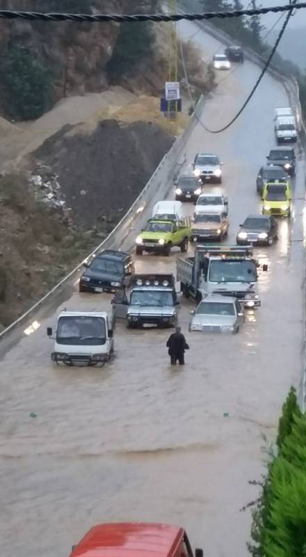 الضنية تكلف لجنة للكشف على جسر بخعون طاران