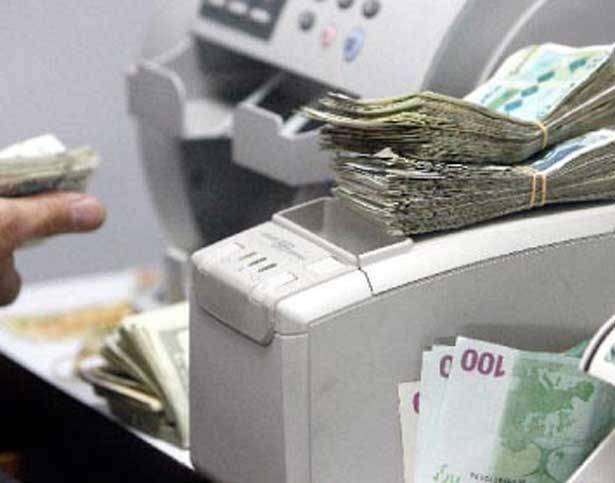 «لجنة الرقابة» على المصارف تتولّى حماية القطاع المصرفي اللبناني