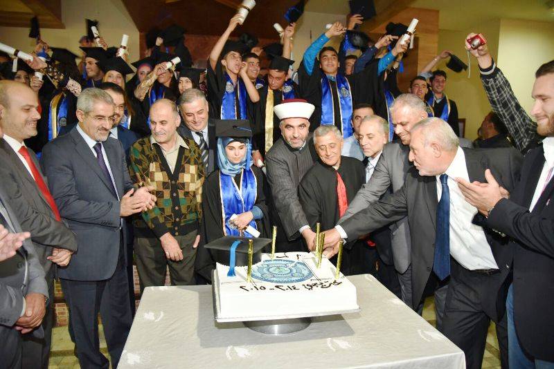 معهد تكريت الفني في عكار كرم دفعة من طلابه الناجحين في الشهادة الرسمية