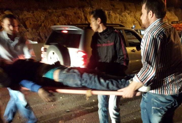 قتيلان و عدد من الجرحى بحادث سير مروع بين 4 سيارات على اوتوستراد الجنوب مفرق برج رحال قبل قليل
