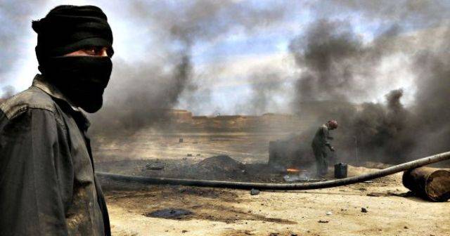 داعش يحمّل أكثر من 30 صهريج نفط يومياً من حقول بكركوك