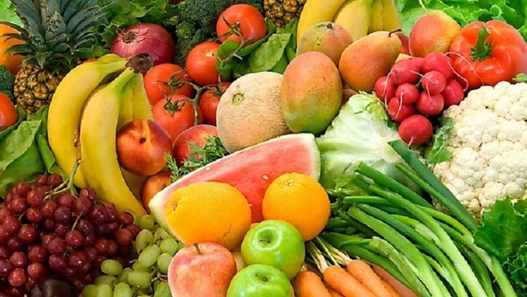 على الشباب تناول الفواكه والخضروات بكثرة لتجنب الإصابة ببعض االأمراض