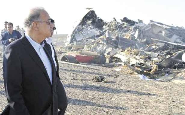 مأساة الطائرة الروسية : 224 قتيلاً والعثور على الصندوقين الأسودين
روسيا ومصر تستبعدان الفرضية الإرهابية و«داعش» يتبنى دون أدلة