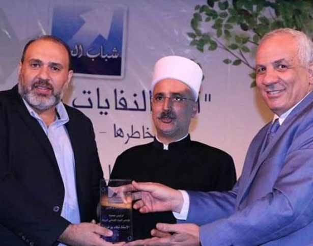 «شباب العزم » اطلق كتيّب
توعية حول فرز النفايات