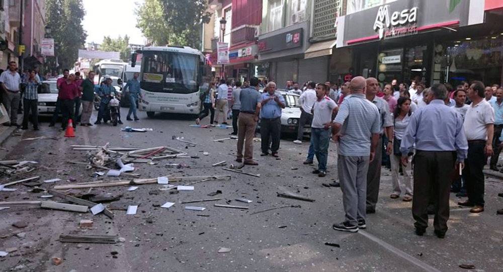 تركيا.. احتجاجات وجرحى بانفجار غداة إعلان نتائج الانتخابات