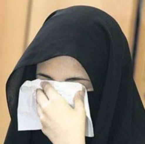 هكذا أدب أب "مجنون" ابنته بعد إهمالها لزوجها!
