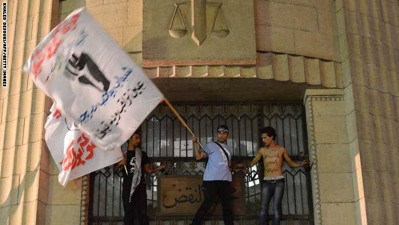 مفاجأة.. النقض رفضت طعن قادة الإخوان على قرار تصنيفهم إرهابيين لصدوره من "غير ذي صفه"