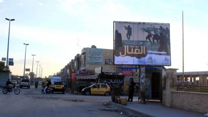 أم تتهم طليقها بخطف طفلتهما والتحاقه بالجهاديين في سوريا