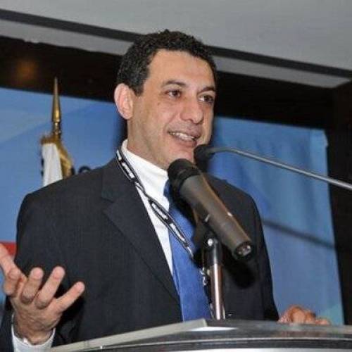 عائلة نزار زكا توضح..