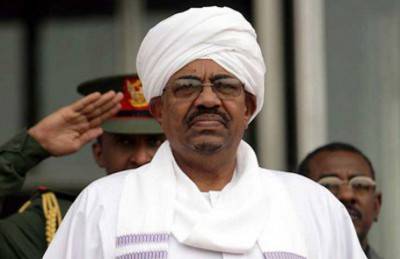 الرئيس السوداني يصل إلى السعودية