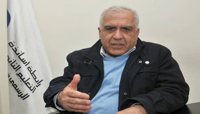 عبدو خاطر مع العصيان المدني