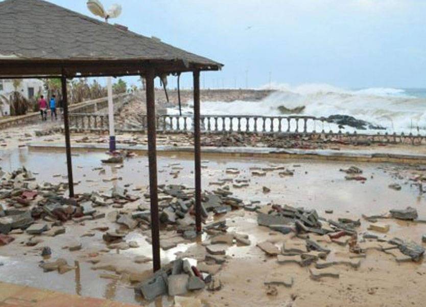 بعد اعصار "تشابالا".. وصول المساعدات الى اليمن