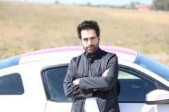 عمر المرزوقي يطلق "الحب ممنوع" ويكتفي بحب أمه