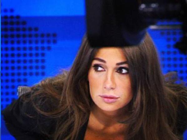 ماذا قالت ديما صادق بعد انتهاء جلسة المحاكمة الأولى؟