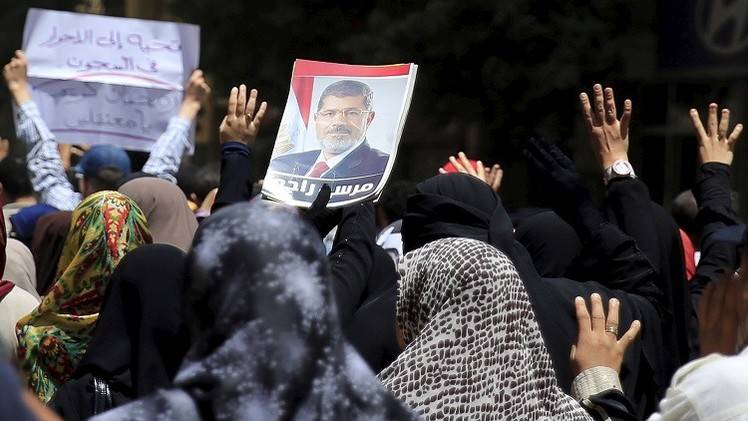 جدل يتجدد حول المصير السياسي للإخوان بالتزامن مع زيارة السيسي للندن