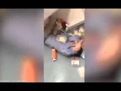 فيديو: أراد إعداد وجبة طعام فسقطت عليه الثلاجة