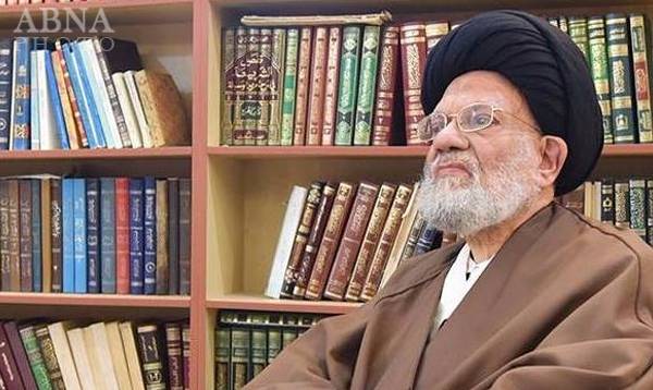 مرجع دينيّ يتوعّد السعودية: اعدامكم للشيخ “النمر” سيكلفكم ثمناً باهظاً