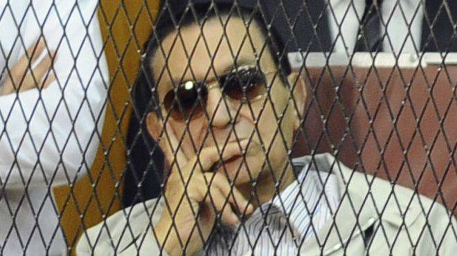 تأجيل إعادة محاكمة مبارك في قضية قتل المتظاهرين