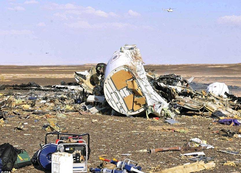 بوتين وكاميرون بحثا هاتفيا التحقيق في حادث تحطم الطائرة الروسية في مصر