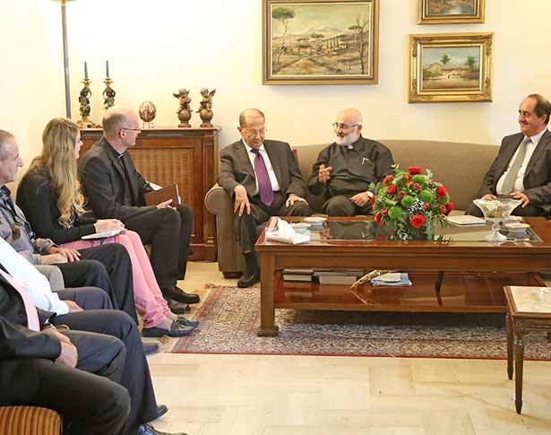 عون: التسويات تشبه الصفقات
والبديل احترام الدستور والقوانين
