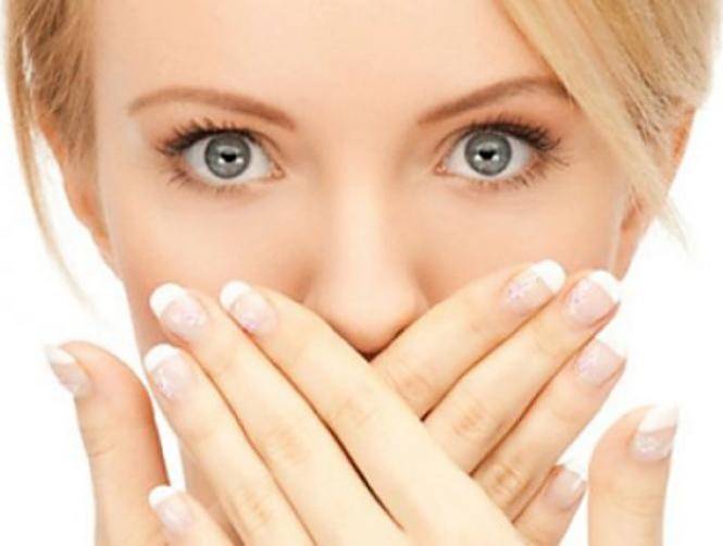 كيف تتخلّص من رائحة الفم؟