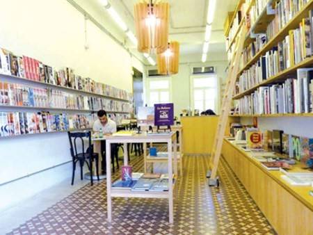 PAPERCUP في مار مخايل بين أفضل 10 مكتبات في العالم