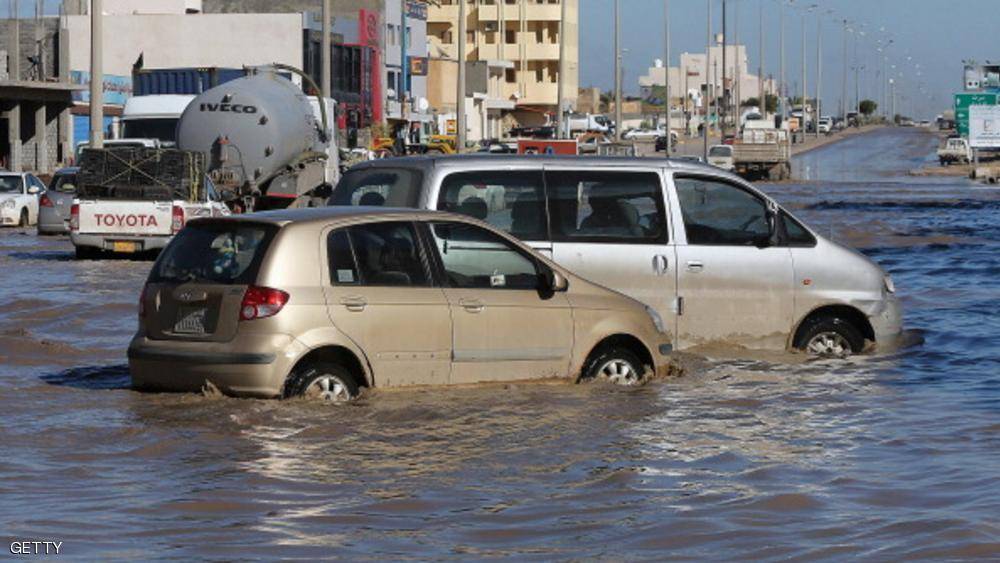 وفيات وأضرار مادية جراء الأمطار في العاصمة الليبية