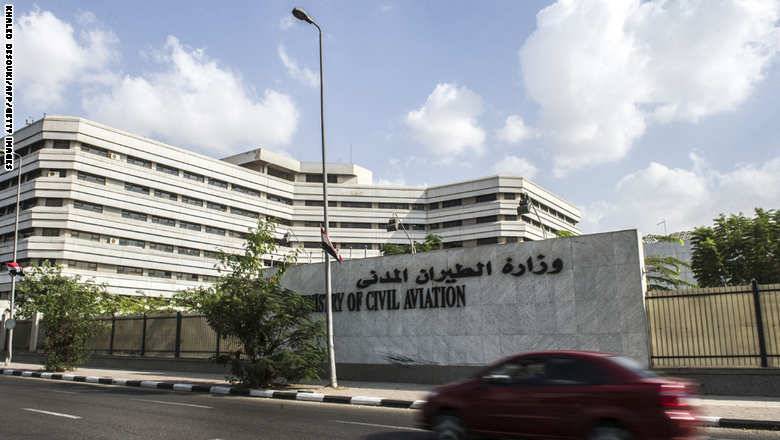 لجنة التحقيق في #كارثة الطائرة الروسية: لا استنتاجات بعد حول سبب الحادث ونقل الحطام إلى "مكان آمن" بالقاهرة