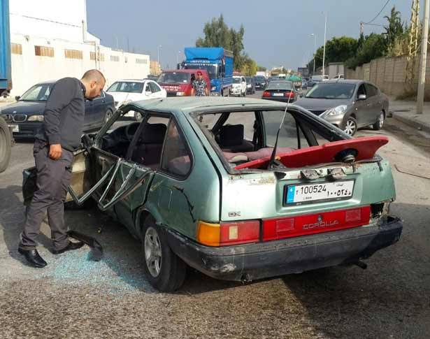 إنشطار سيّارة الى نصفين ونجاة
السائق و4 جرحى في حادث آخر