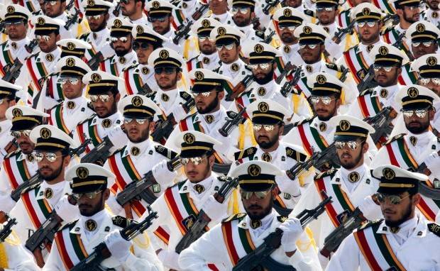 خبير سعودي يكشف: إيران لديها 5000 عميل في الخليج