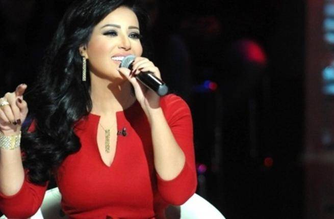 سمية الخشاب توافق أخيراً على المشاركة في "عودة مندور"!