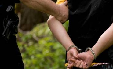 أم ّ تمارس الجنس مع ابنها!!