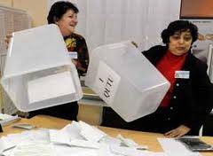 فتح مكاتب الاقتراع لانتخابات تشريعية تاريخية في بورما