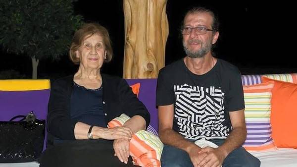 صورة حديثة لوالدة بشار الأسد